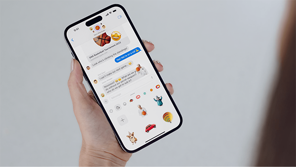 Chỉ cần quẹt phải là bạn có thể trả lời tin nhắn cụ thể